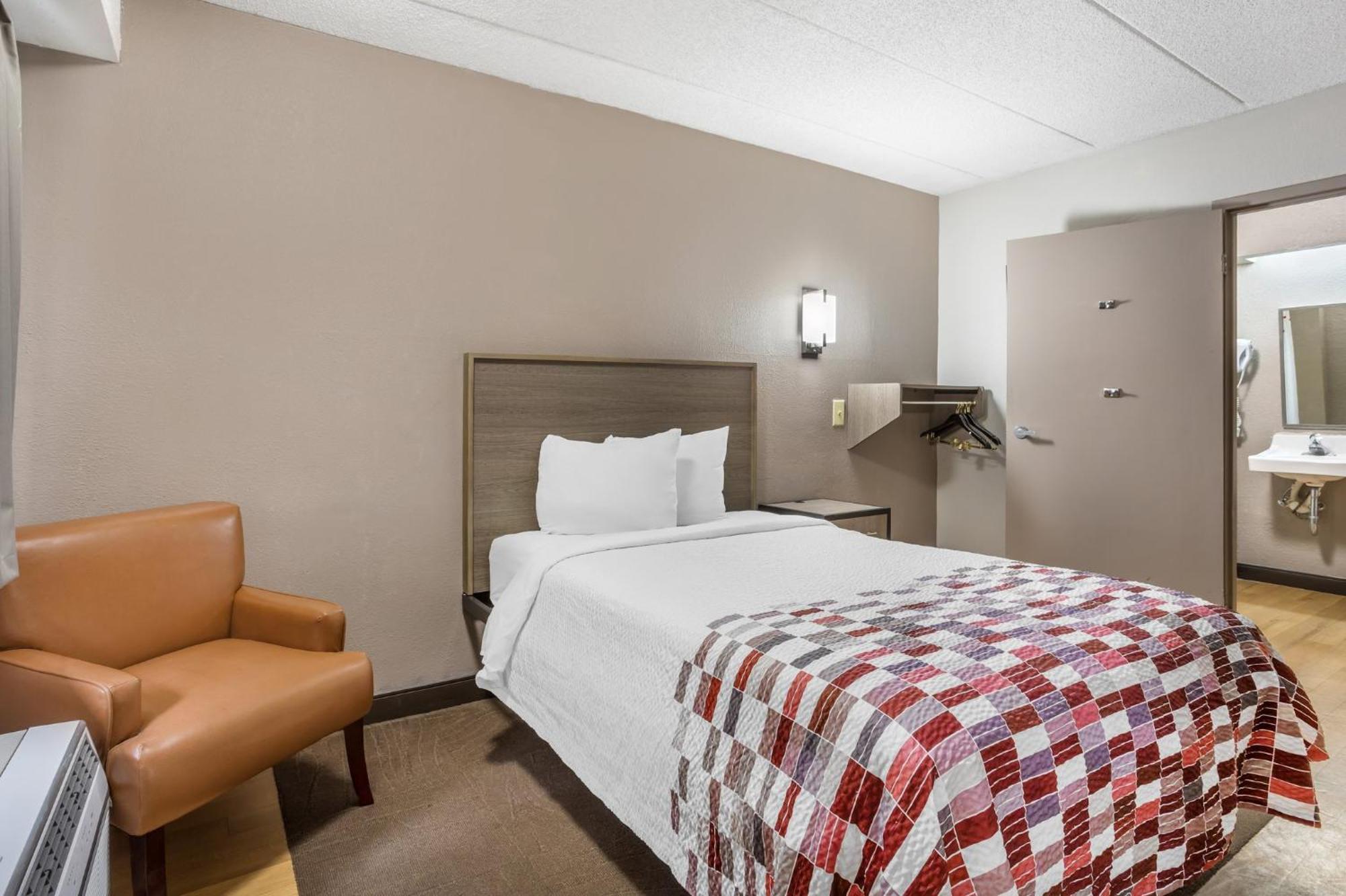 Red Roof Inn Tinton Falls-Jersey Shore Ngoại thất bức ảnh