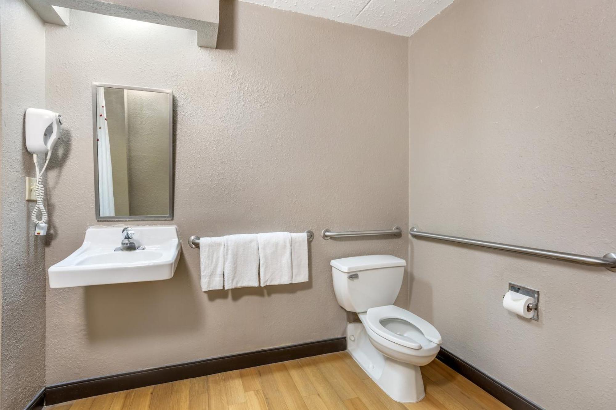 Red Roof Inn Tinton Falls-Jersey Shore Ngoại thất bức ảnh
